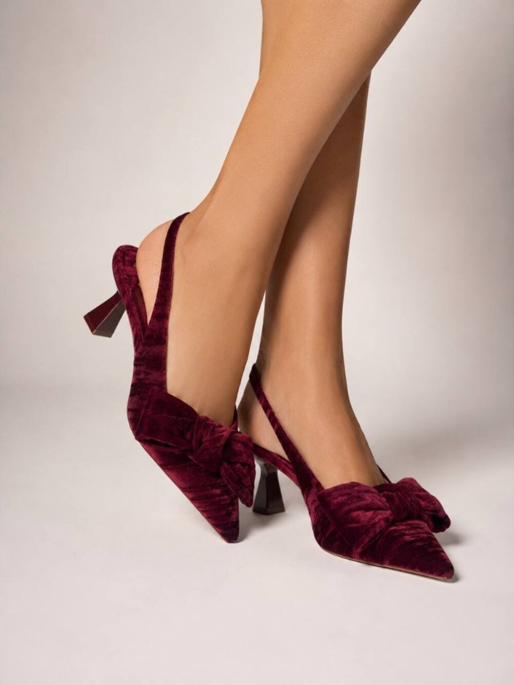 NWT Antonio Melani Burgundy Velvet Bow Slingback Heels Pointed Toe Size 9.5M